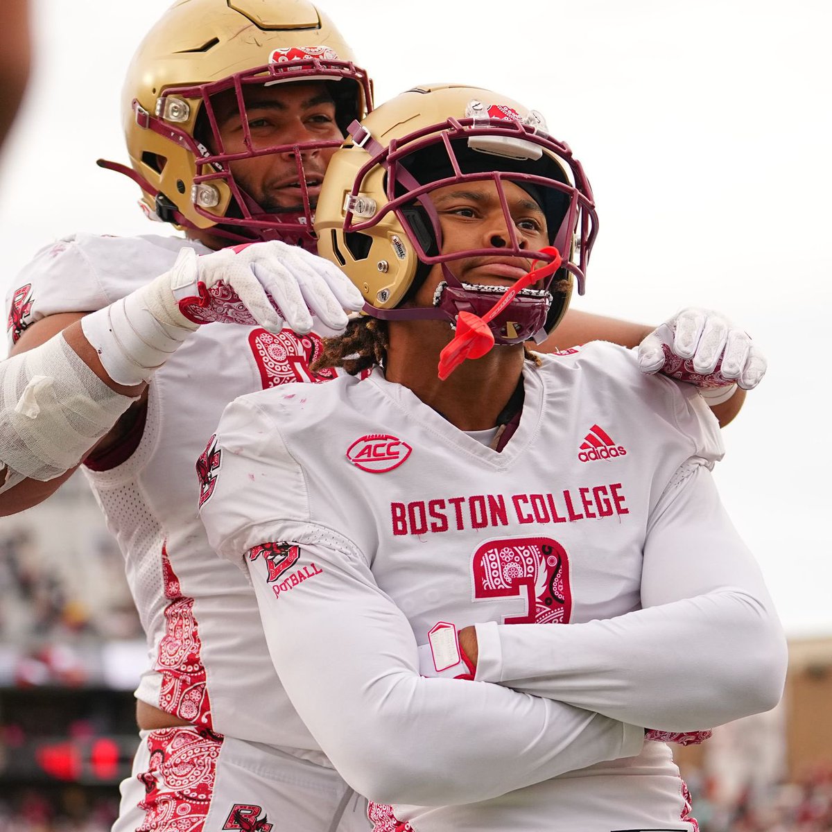 Happy to say I have received a football offer from <a href="/BCFootball/">Boston College Football</a>  thank you <a href="/coachdwyatt/">Darrell Wyatt</a>  🏈 🏈 <a href="/Chris_CJ_6/">C.J.</a>  <a href="/_MP_Football/">Morgan Park Football</a>  <a href="/247Hudson/">Hudson Standish</a>  <a href="/mikeclarkpreps/">MikeClarkPreps</a>  <a href="/EDGYTIM/">Timothy “EDGYTIM” OHalloran</a> <a href="/AllenTrieu/">Allen Trieu</a> <a href="/TheCoachReem/">Jareem Fleming</a> <a href="/OJW_Scouting/">PrepRedzone Oliver</a>  <a href="/Rivals/">Rivals</a>