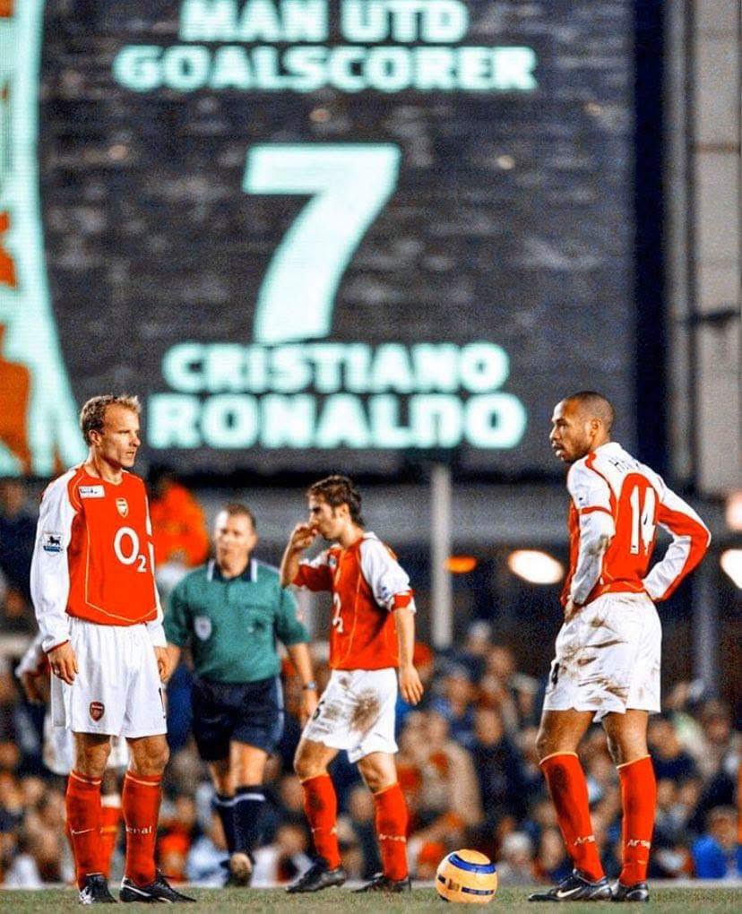 ‘I don’t know what he’s looking at’