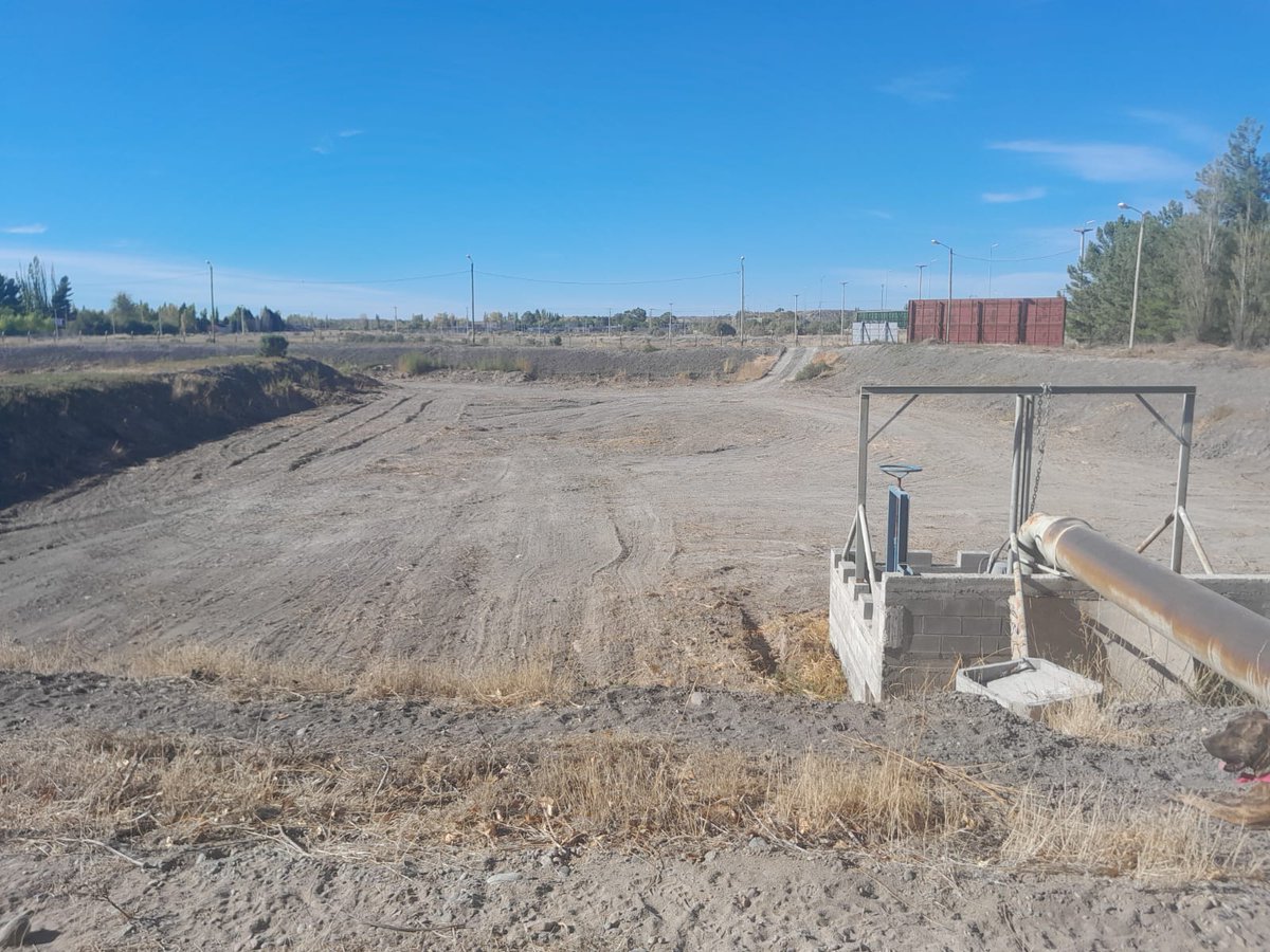 💧👷‍♂️ Los presedimentadores están listos para la próxima temporada de lluvias 

🌐👇
prensa.electricatrelew.coop.ar/2025/04/15/los…