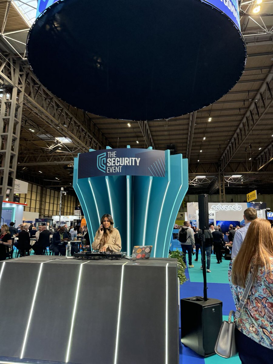 SamsonSecurity1's tweet image. Great day at @SecurityEventUK  with @Mersey_Care

Listened in on an informative talk from @securedbydesign  and several other poignant conversations in light of Martyn’s Law receiving Royal Assent

Lots of exciting technology to sample and caught up with familiar faces
#TSE2025