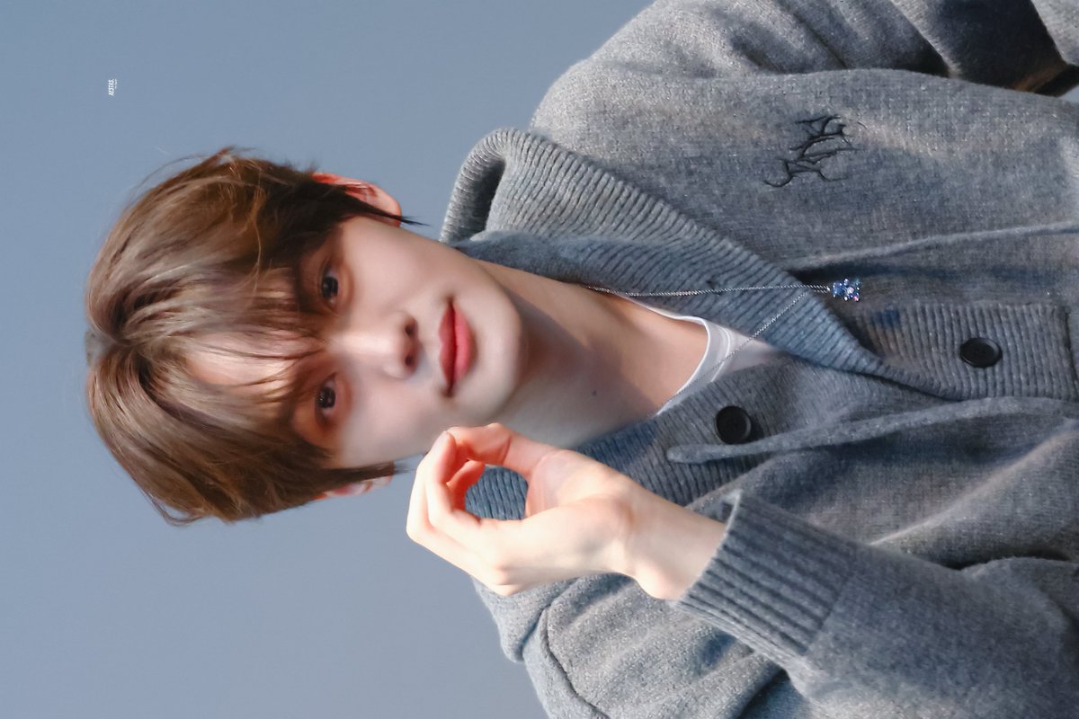 Aestas_0830's tweet photo. 250406 🩵🩵🩵🩵
#김규빈 #KIMGYUVIN #ギュビン 
#제로베이스원 #ZEROBASEONE #ZB1 https://t.co/HRCNi43Ayx
