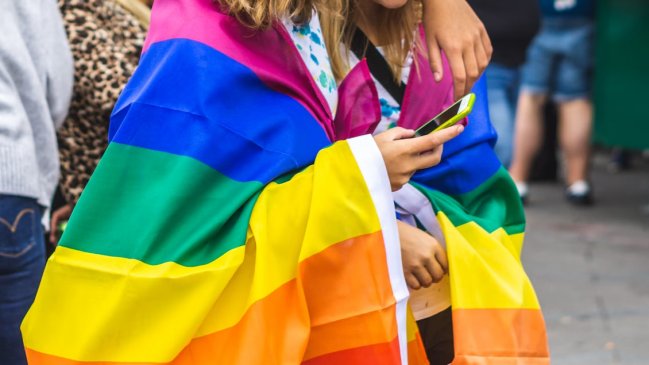 CiudadLiberal's tweet photo. Constitución húngara prohibirá la Marcha del Orgullo LGTBI+

La enmienda aprobada veta "reuniones que promuevan o exhiban el cambio de sexo o la homosexualidad".

👉 https://t.co/3jrPSHFId9 https://t.co/D9sNRPea2C