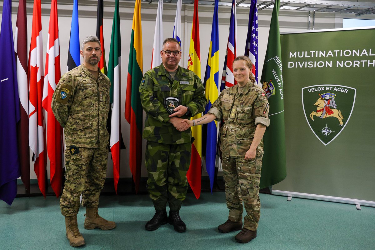 Expanding bridges of cooperation

Today, we had the pleasure of welcoming General Michael Claesson 🇸🇪, Sweden’s Chief of Defence, as we continue to strengthen our cooperation, united by shared #NATO values.

During his visit, he met with representatives from Multinational