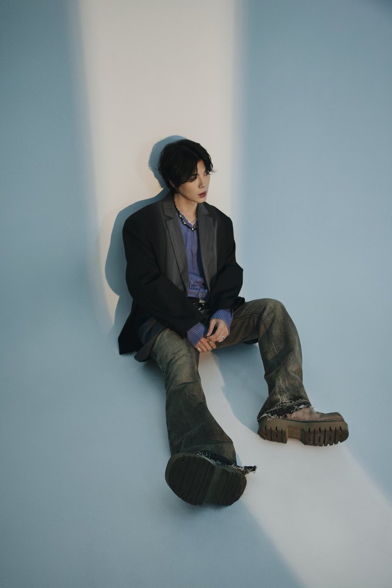 ”Let’s rise above it all,
This starlit way is mine.“

#KISU New Single ‘Face&amp;Pace’
2025.04.22 12AM (KST)

Pre-save
push.fm/ps/rfdjw03l

#Teaser #Image #FaceandPace
#STARLIT <a href="/1990KISU/">기수(KISU)</a>