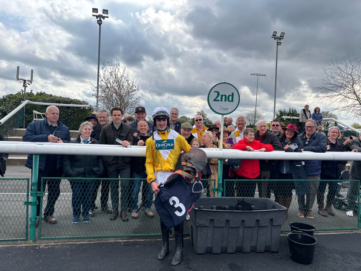 Plenty to be happy about and look forward to with John Barbour!

We'll see you on Thursday for the stable visit, <a href="/FOBRacing/">Fergal O'Brien Racing</a>! 🫡