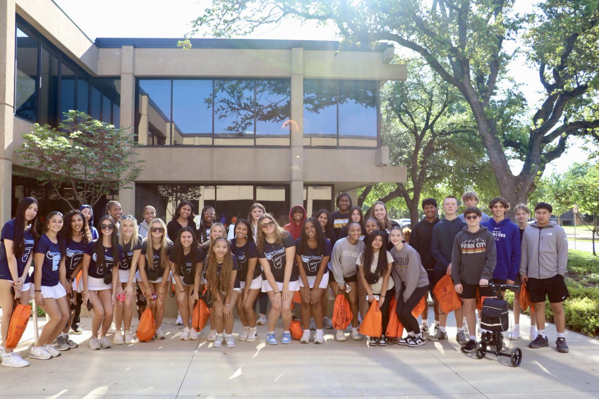 Today high school students are touring our campus.

We are so happy to have them here!🥳

<a href="/Warriors_AT/">MHS Athletic Training</a> <a href="/emersonmavATs/">Emerson Athletic Training</a>