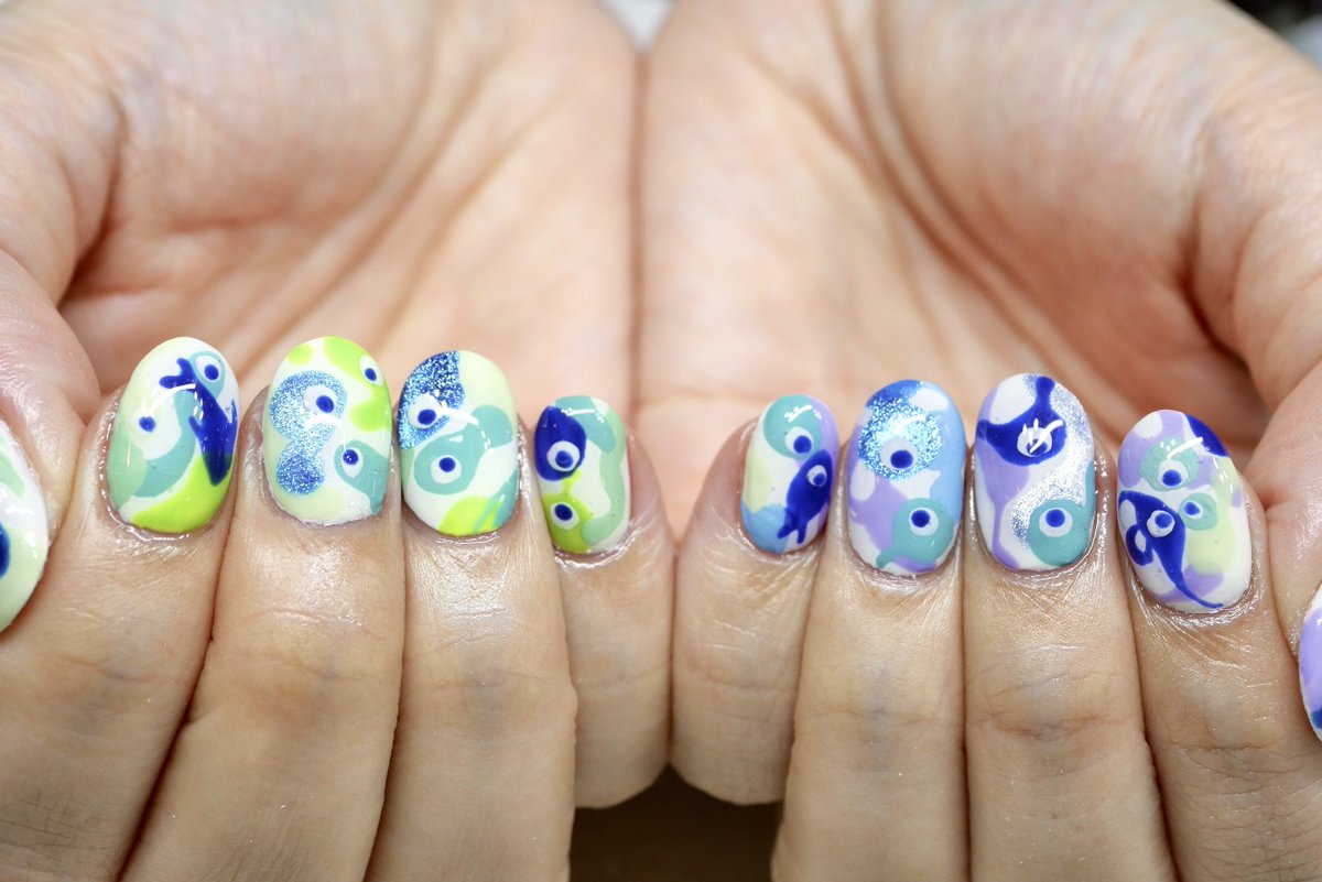 こみゃくのデザインシステムが好きすぎて、ネイルにしてもらってきたー