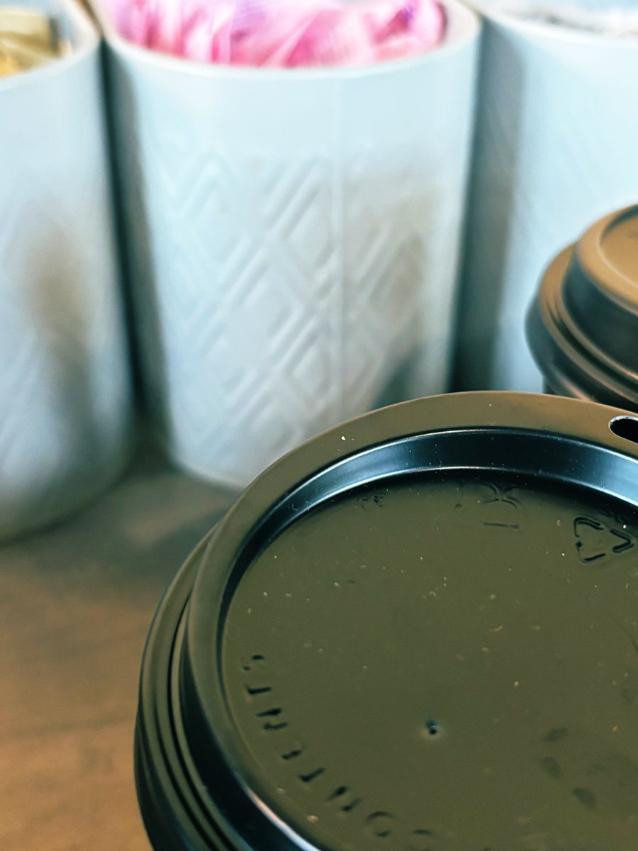 Mrs__W___'s tweet photo. Lovely little impromptu coffee date with my sidekick while out walking the dog. Love these moments we get to share together – simple, spontaneous, and quality time together . #coffee #dogwalks #couples #husbandandwife #qualitytime @YMCANewark https://t.co/VUO0b3TKjI