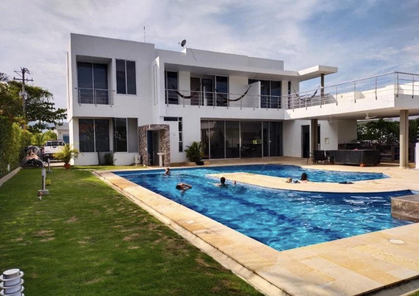 YORKRIOS's tweet image. 💜