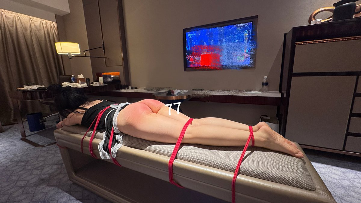 #男主女贝 #sp #打屁股 #上海 #管教 

奉劝大家还是不要皮 不然被绑起来是真只能硬扛