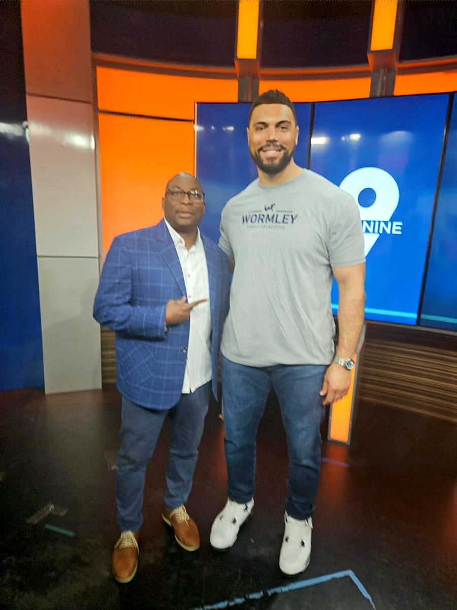 Terry J. Awls 🏀📝 tweet media