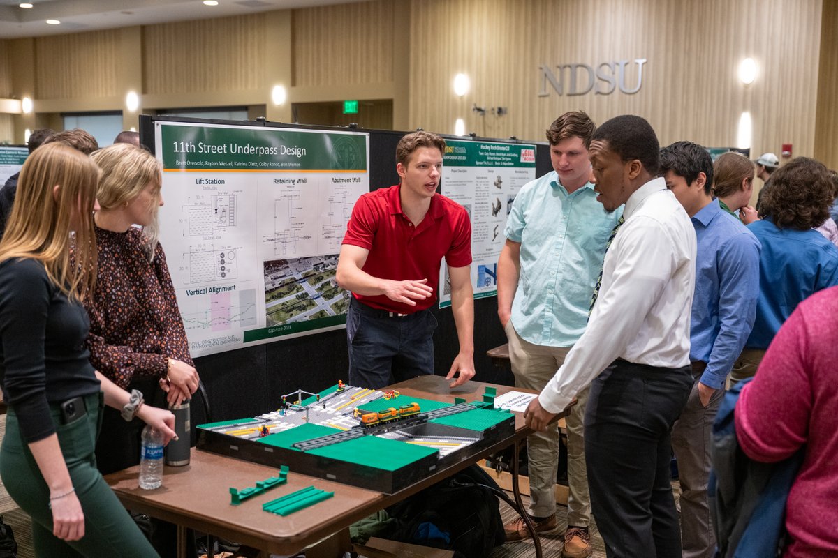 NDSUEngineering's tweet image. 🎓 Innovation in action!

Join us May 8 for the Spring Senior Design Expo — where students present real-world solutions in their final capstone projects.
🕛 Noon–3 p.m.
📍 Memorial Union Ballroom
💬 Free &amp;amp; open to the public!

More info: ndsu.edu/news/experienc…