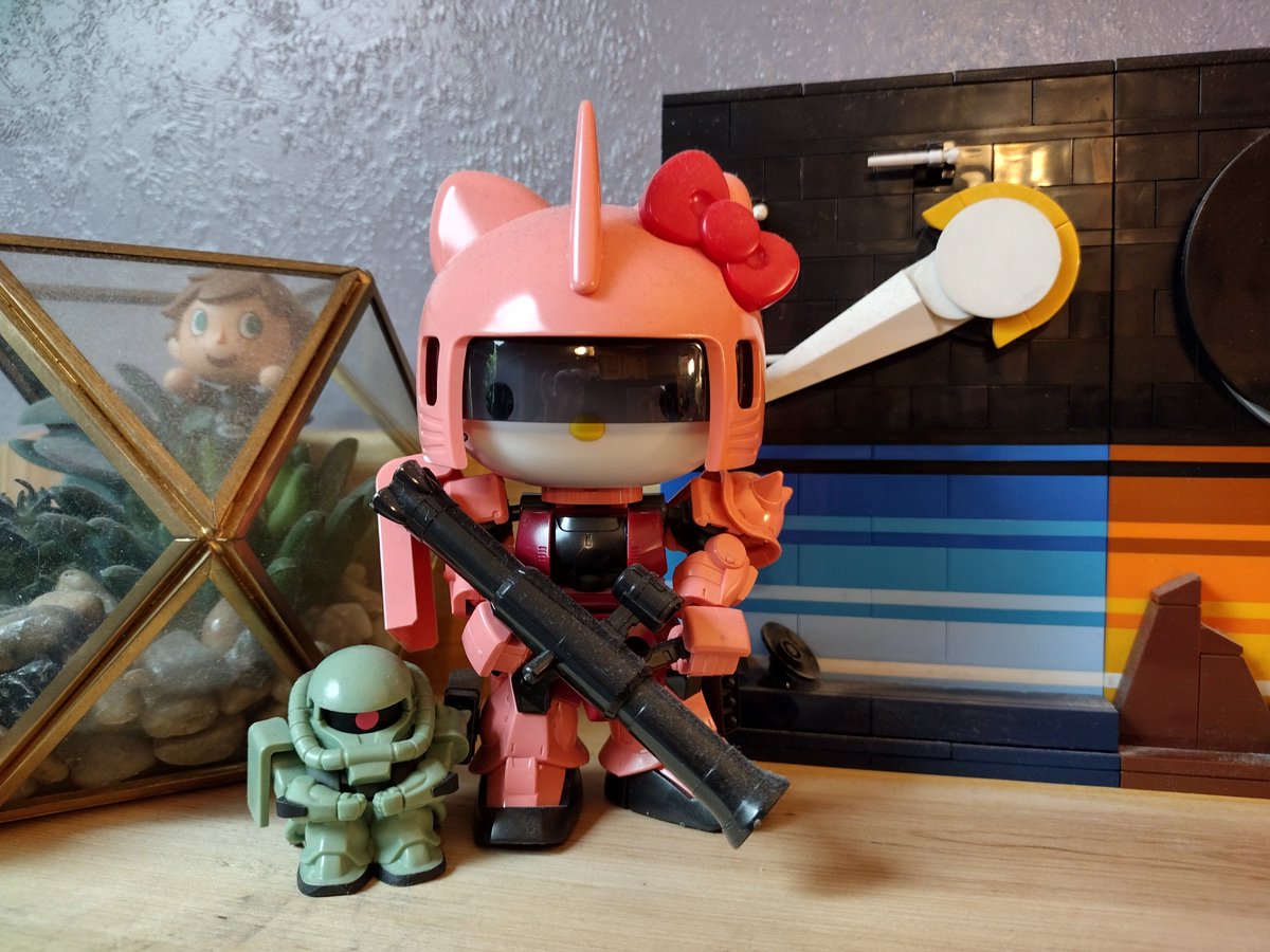 The1WhoFell's tweet photo. @Q_Review 
Just saw the HelloKitty vid on ur 2nd channel &amp; thought youd like to see these
Theyre gunpla (Gundam modeling kits, in case u didn't know)
And they mix and match like u guessed.
So u could have a small Zaku figure &amp; Hello Kitty or hybrids like in ur video https://t.co/jSaqTxc9OV