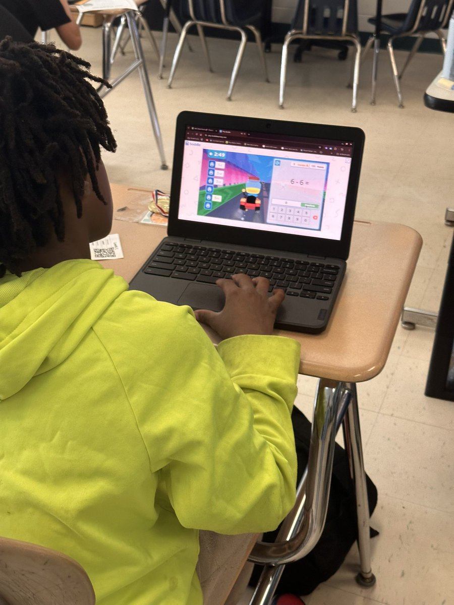 MrsPhillips0722's tweet image. Introducing @BoddleLearning to the students. Today we raced with our addition and subtraction facts. @itsahorbelthing