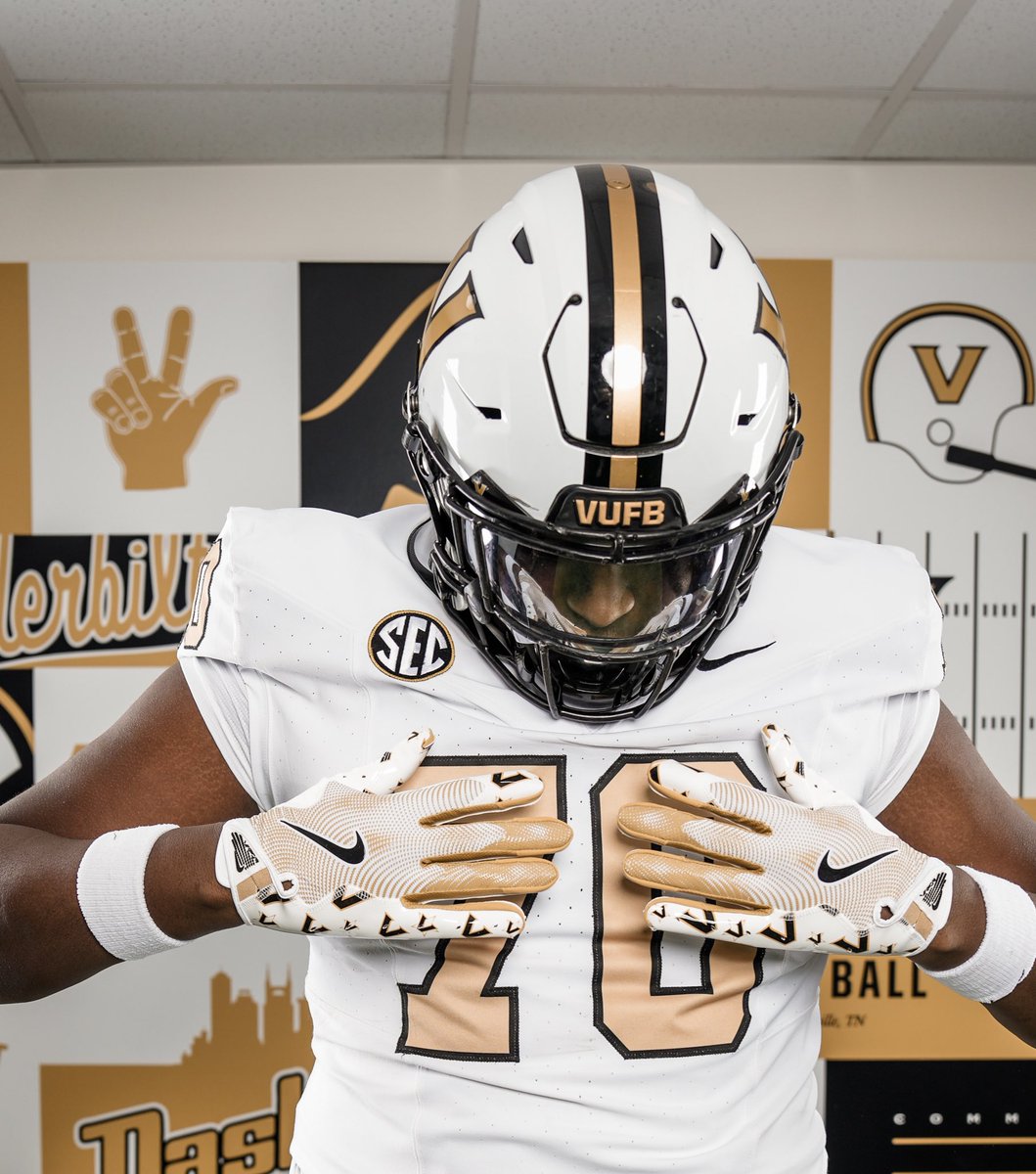 johnnie_jones6's tweet image. Had a Great time last weekend at Vandy! #agtg #notcommitted