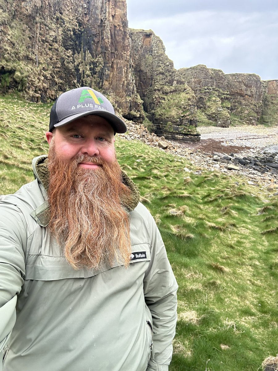 Great day out guiding the cliffs around Mull Head.

<a href="/buffalosystems/">Buffalo</a> Special 6 😁.