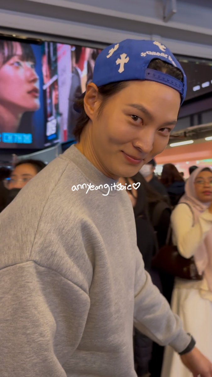 240415 YADANG: THE SNITCH 
VIP 야당 시사회

#KwonNara #권나라
#JooWon #Juwon #주원