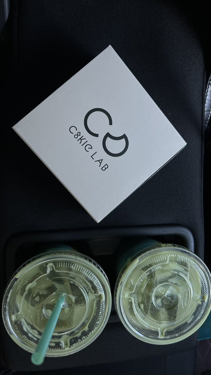 4lvcl_'s tweet photo. يوم خفيف و matcha ❣️ https://t.co/QTTQbCUrls