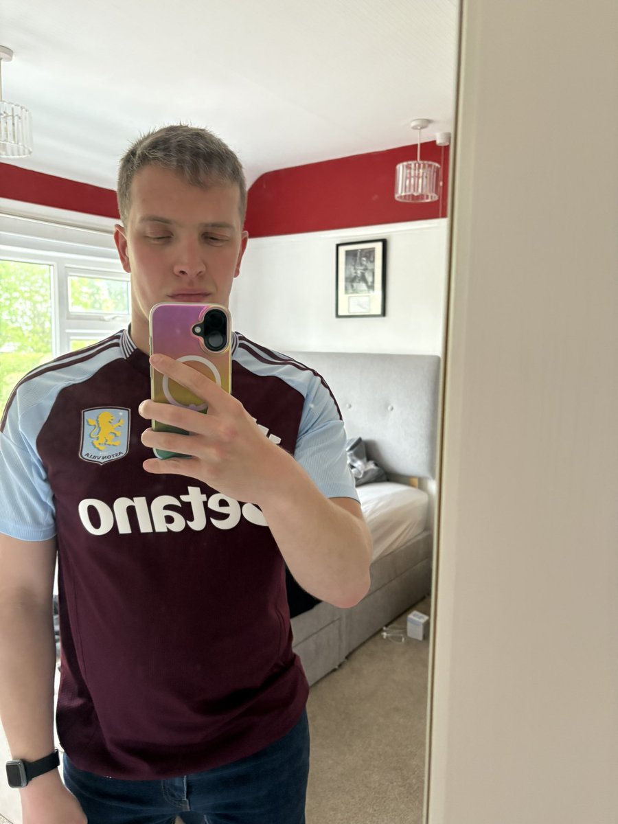 Josh_Pio_11's tweet image. Big one tonight! Let’s get it @AVFCOfficial