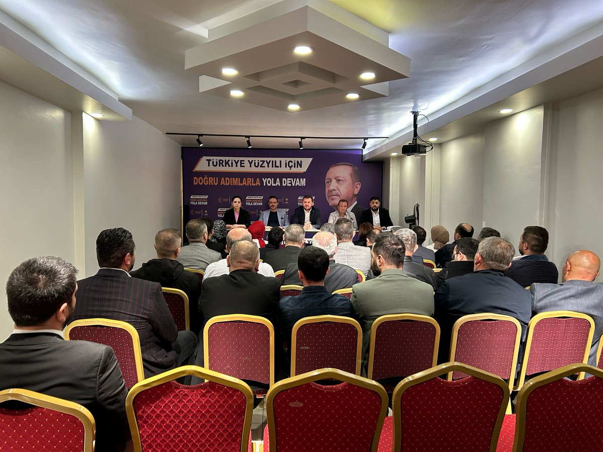 İlçe Başkanımız @Enginvural26 başkanlığında haftalık olağan Yönetim Kurulu toplantımızı gerçekleştirdik.