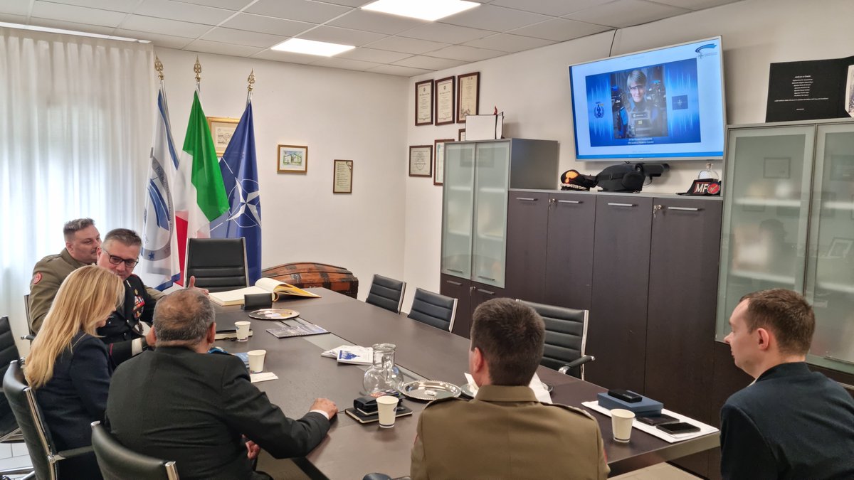 Delighted to welcome #Consul General of the Republic of Poland in Milan, H.E. Agnieszka Gloria Kamińska. An excellent occasion to strengthen our ties and foster deeper #cooperation. Looking forward to fruitful discussions and continued partnership! #WeAreNato #StrongerTogether