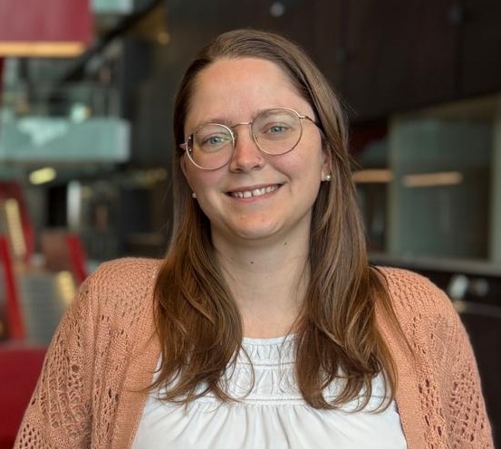 WaterlooENG's tweet image. 🚨 Faster vaccines = faster outbreak control. Meet the portable tech that could slash production time from 9 days to 1. Game-changing innovation out of #WaterlooEngineering 💉

Link for full story 👉: uwaterloo.ca/news/engineeri…