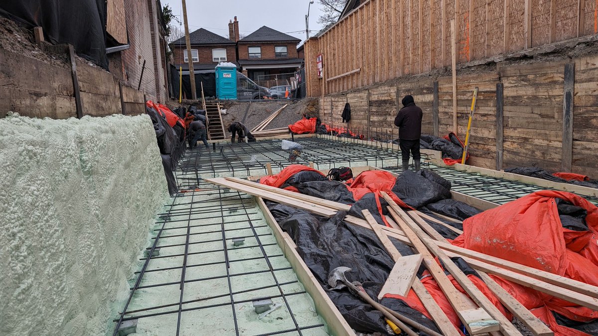 ReviveEngInc's tweet photo. A strong footing is key to a lasting retaining wall! Rebar reinforcement prevents shifting over time. Learn more at the link in bio! ๐ #ReviveEngineering #StructuralEngineering #RetainingWall #Rebar #Landscaping #BuiltToLast https://t.co/E4fbuBBw7n