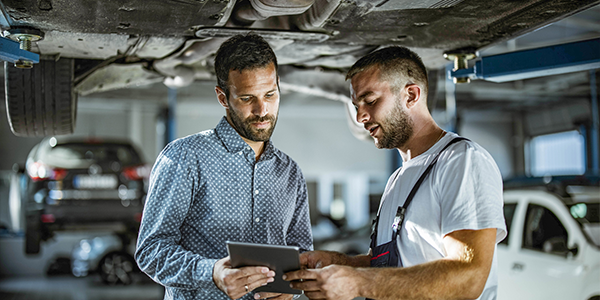 Comment se prémunir d’un vol de voiture et éviter l’exclusion de garantie ? 🚙

En France, les vols de voiture sont une préoccupation croissante pour de nombreux automobilistes. En 2023, plus de 140 000 véhicules ont été déclarés volés, soit une augmentation de 8 % par rapport à