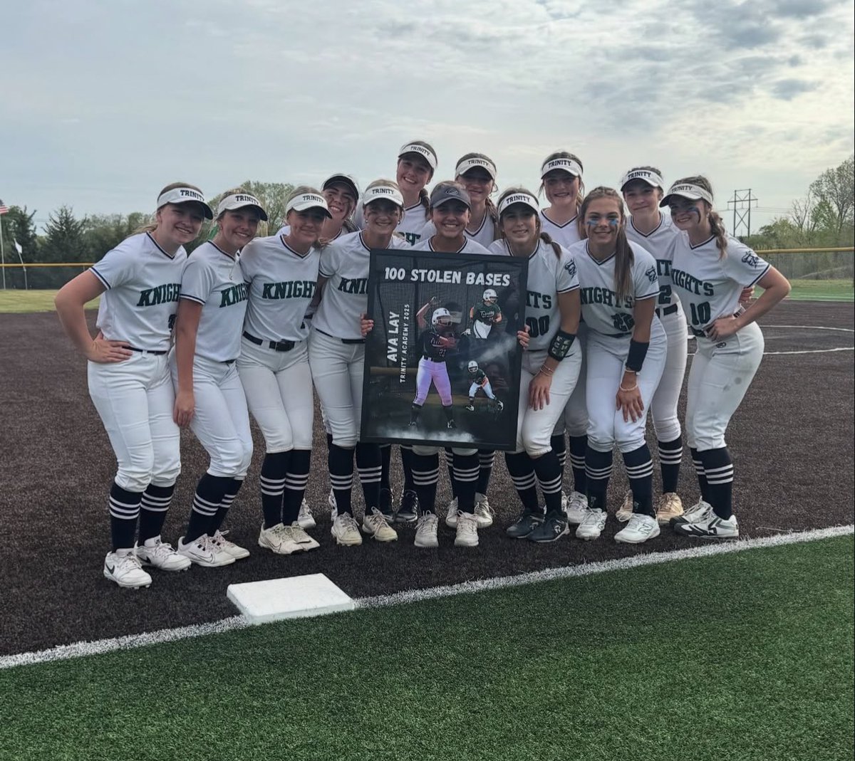 Dominique Schellenger tweet media