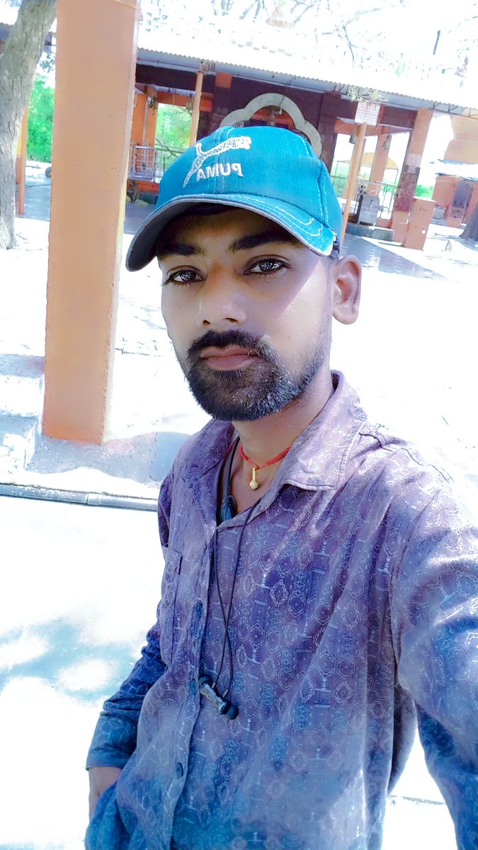 Gauravthakur48's tweet image. अगर आप वाकई में किसी से 

रिश्ता कायम रखना चाहते हैं,

 तो जो जानते हैं, उस पर यकीन करें, 

सुनी-सुनाई बातों पर ध्यान न दें..!!💯🖤

its.Gaurav