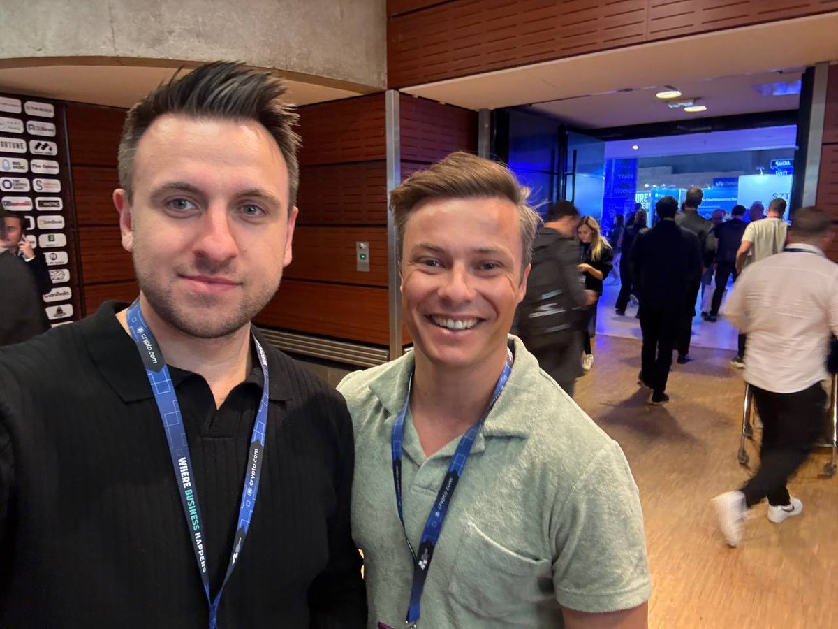 ErhanKOfficial's tweet image. Honoured to be named AI KOL of the Year at #PBW2025 by @KOLCapital 

AI is moving faster than ever, and getting ahead of it is no longer optional… it’s imperative.

Big thanks to everyone who voted. Grateful to this community.

Now, eyes on Dubai 👀

See you at @Defaicon on…