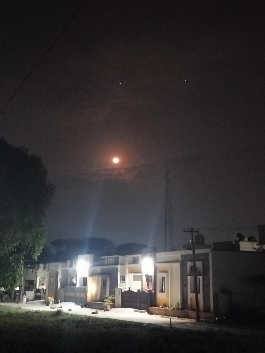 PRspacess's tweet photo. Red moon ❤️
Quote yours!
#PRclickss https://t.co/O05FB6I4Xc