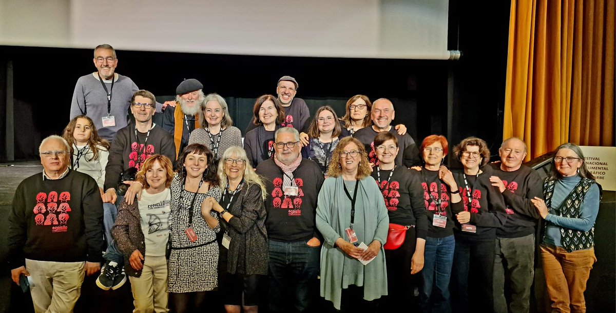 A todo el equipazo de voluntarios y voluntarias de #Espiello, generos@s, incansables… ¡el alma de este festival! Feliz puente de #SemanaSanta. Un descanso muy merecido que esperamos disfrutéis mucho 💪