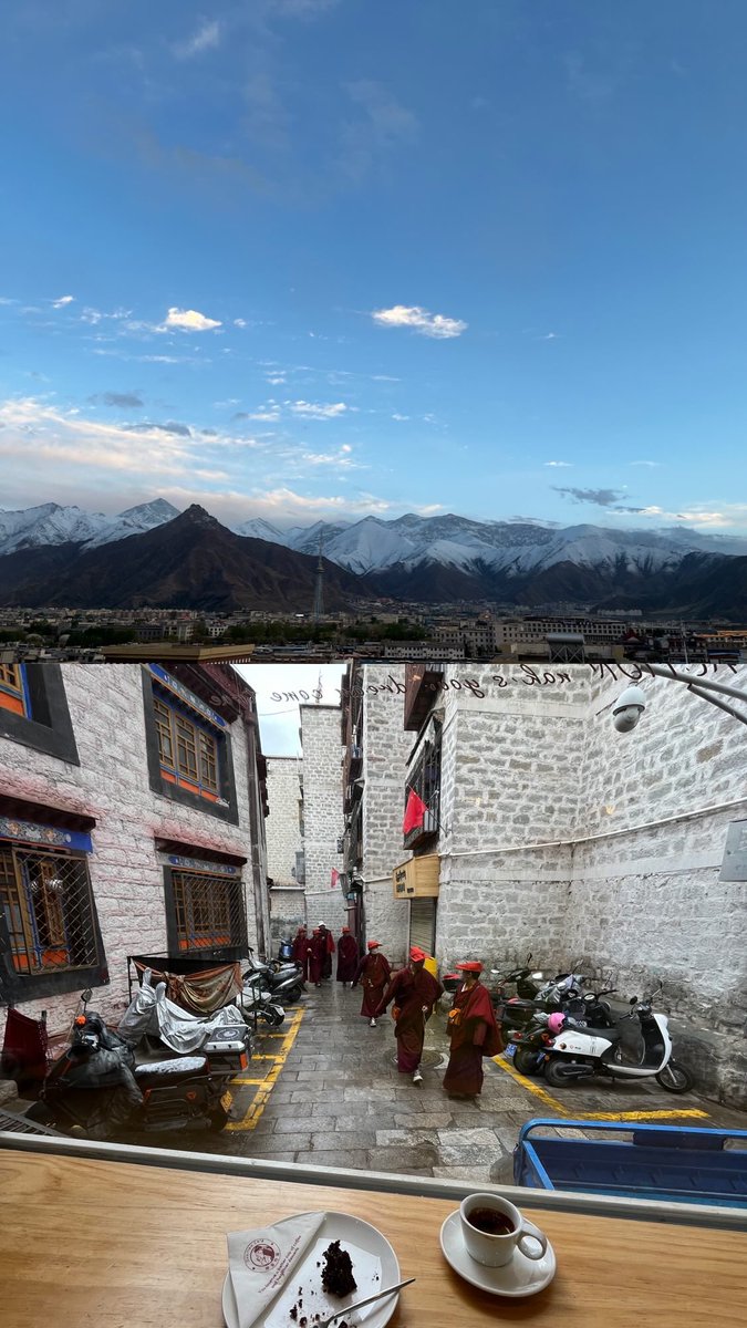 Alfonso Para བསོད་ནམས་ tweet media