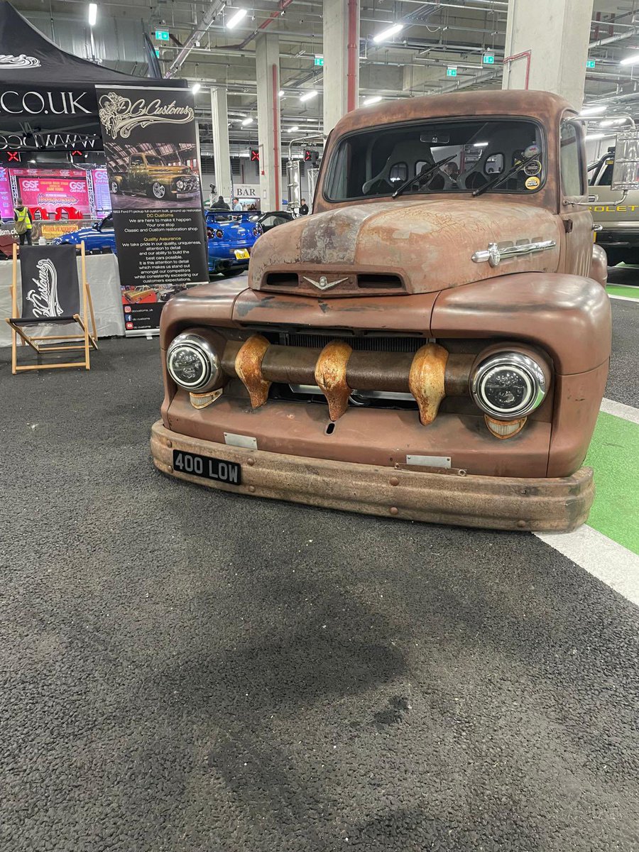 PerfectReg's tweet image. Check out the private plate we acquired for @Iwanrunner 

Iwan has recently transformed his incredible Ford pickup truck. 

He contacted us to find him the perfect reg to go with it.

So here it is!

400 LOW 🔥🔥🔥

#400LOW #Perfectreg #Iwanthomas #Fordpickup #Ford #Lowtruck