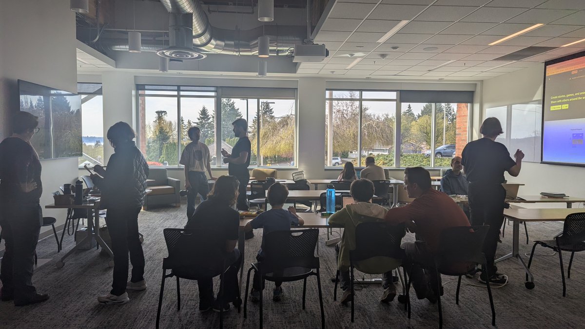 WSoundCoderDojo's tweet image. May 3 | Scratch Day 2025 and Our 10th Birthday Celebration!😻🎂🥳 - Snacks, fun, giveaways🧁🍿mailchi.mp/e4dfaa45e974/f…