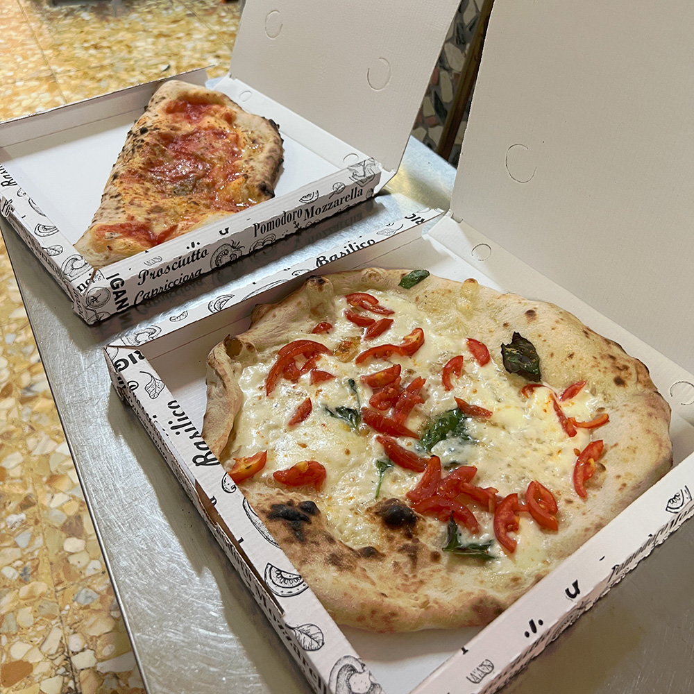 NA StartUp (@nastartup) on Twitter photo Peppiniello quelle #pizze devono essere due per fare #startup! <a href="/JeffBezos/">Jeff Bezos</a> ' Two-Pizza Rule
via <a href="/killermedia/">Antonio Prigiobbo</a> last post
antonio.prigiobbo.it/le-pizze-per-l… #bezos Peppiniello quelle #pizze devono essere due per fare #startup! <a href="/JeffBezos/">Jeff Bezos</a> ' Two-Pizza Rule
via <a href="/killermedia/">Antonio Prigiobbo</a> last post
antonio.prigiobbo.it/le-pizze-per-l… #bezos