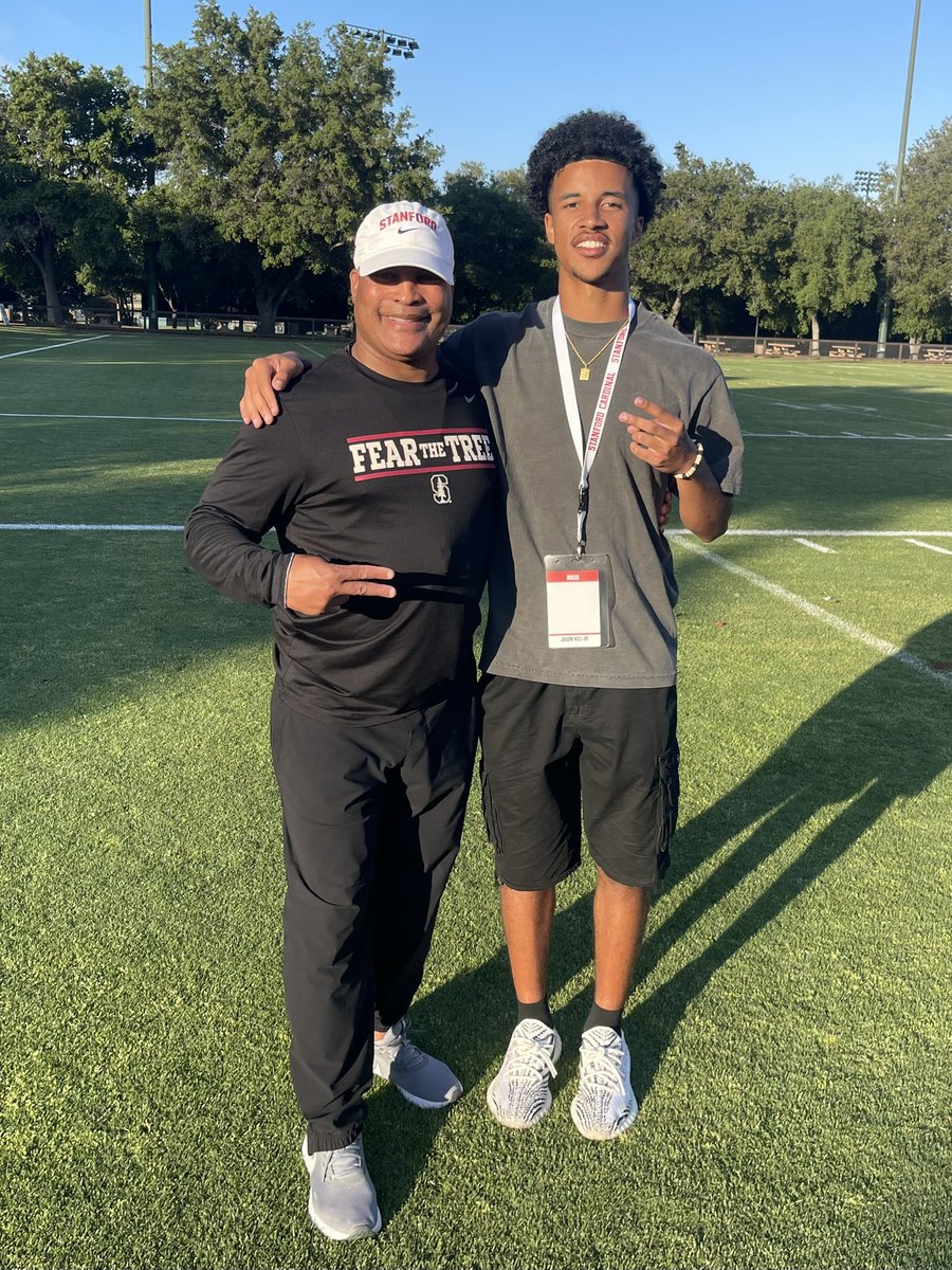 jasonhilljr_'s tweet image. I had a great time spending the day in Palo Alto at @Stanford !! Thank you to @CaptAndrewLuck @CoachPwilli @Big75Fella and the whole @StanfordFball staff for the great hospitality expressed to me and my family!! #GoCard #Stanford