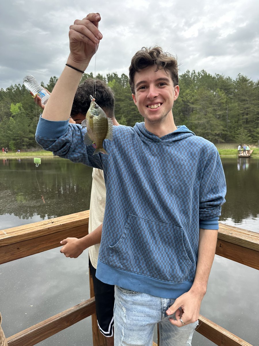 As part of our Survival curriculum, cadets improvised and caught fish using a water bottle, line, craft foam, washer and a hook 🎣🐟