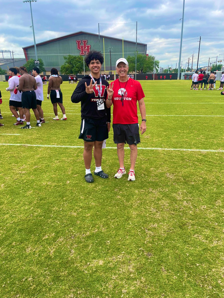 Dieter Lotulelei (@d_lotulelei8) on Twitter photo Great conversation with <a href="/CoachWEFritz/">Coach Willie Fritz</a> and Blessed to receive my 3rd offer to Houston!
<a href="/coachsolovi/">osolovi</a>
<a href="/PTrenches/">Pro-Tech-Trenches</a> <a href="/BlairAngulo/">Blair Angulo</a> <a href="/Rivals/">Rivals</a> <a href="/Andy_Pham1/">Andy</a> <a href="/CFala3/">Charlie Falatea</a> <a href="/westpanthersfb/">West High Football</a> <a href="/GregBiggins/">Greg Biggins</a> <a href="/adamgorney/">Adam Gorney</a> @On3Recruits <a href="/BrandonHuffman/">Brandon Huffman</a> Great conversation with <a href="/CoachWEFritz/">Coach Willie Fritz</a> and Blessed to receive my 3rd offer to Houston!
<a href="/coachsolovi/">osolovi</a>
<a href="/PTrenches/">Pro-Tech-Trenches</a> <a href="/BlairAngulo/">Blair Angulo</a> <a href="/Rivals/">Rivals</a> <a href="/Andy_Pham1/">Andy</a> <a href="/CFala3/">Charlie Falatea</a> <a href="/westpanthersfb/">West High Football</a> <a href="/GregBiggins/">Greg Biggins</a> <a href="/adamgorney/">Adam Gorney</a> @On3Recruits <a href="/BrandonHuffman/">Brandon Huffman</a>