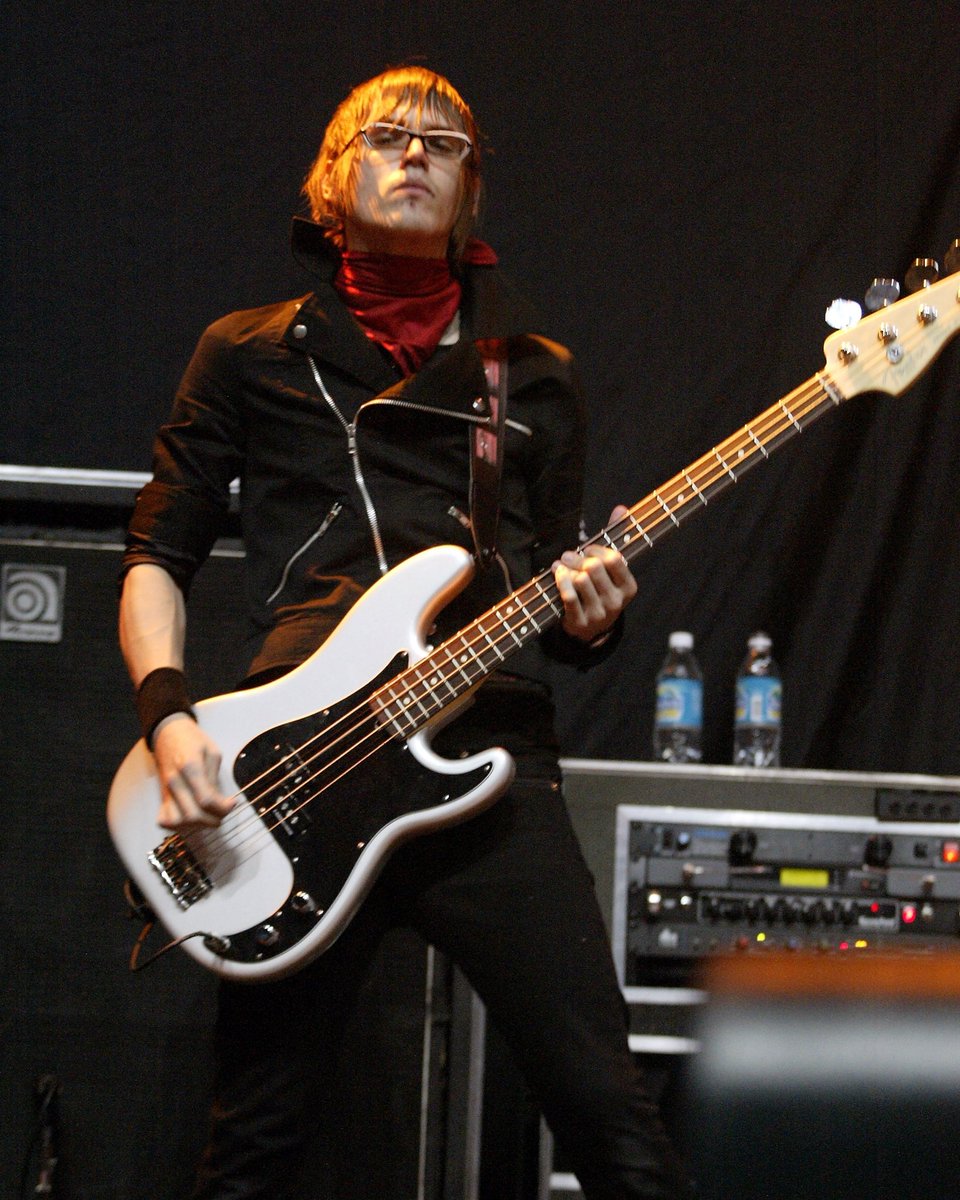 The MCR Archive (@the_mcr_archive) on Twitter photo 4/15/2005: <a href="/MCRofficial/">My Chemical Romance</a> play at the University of Miami Convocation Center in Coral Gables, FL 🩸
Explore all of the photos from this day on our website! themcrarchive.com🩸 #Revenge20
📸 via Michael Bush 4/15/2005: <a href="/MCRofficial/">My Chemical Romance</a> play at the University of Miami Convocation Center in Coral Gables, FL 🩸
Explore all of the photos from this day on our website! themcrarchive.com🩸 #Revenge20
📸 via Michael Bush
