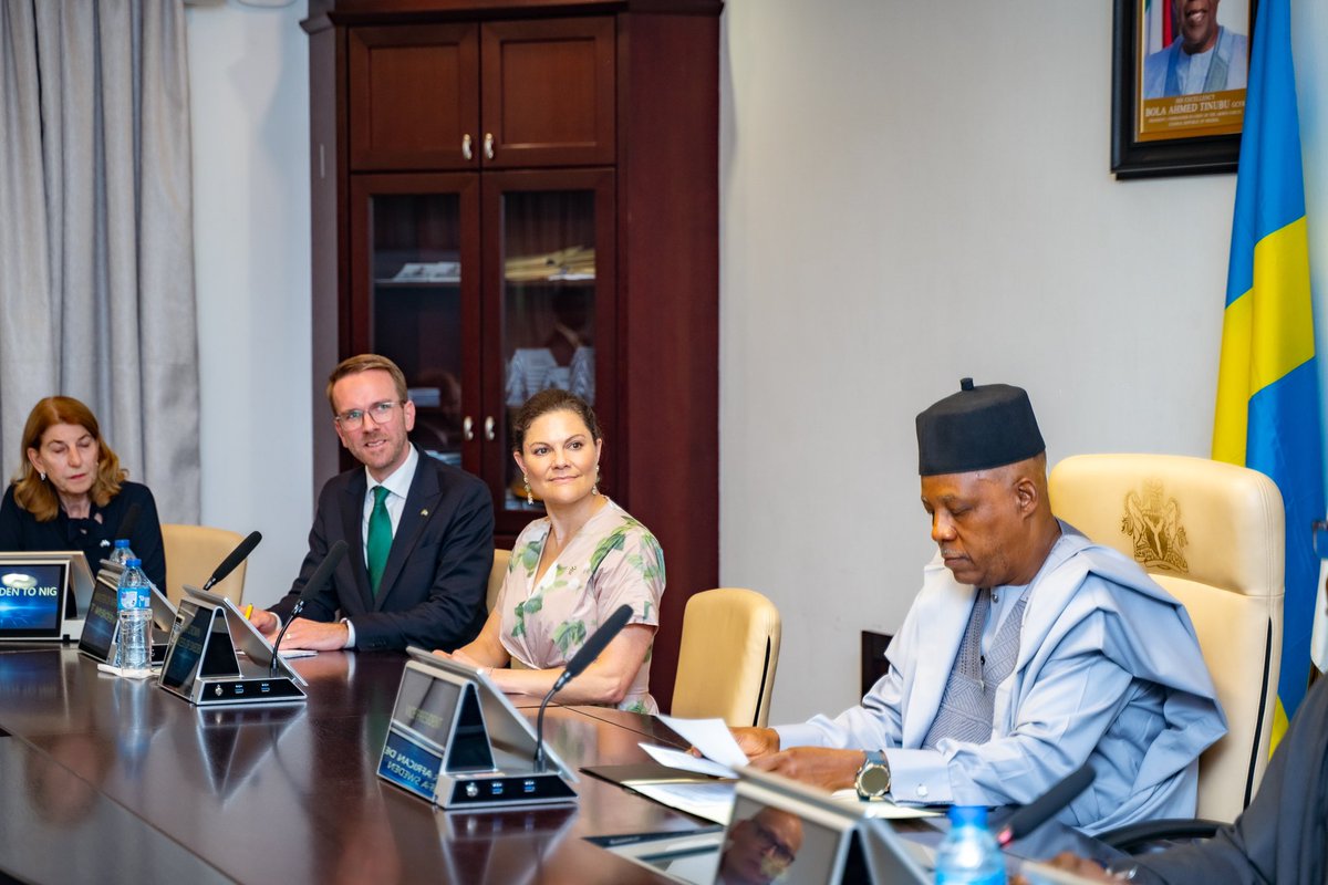During the visit to #Abuja, we were honoured to meet with H.E. <a href="/YusufTuggar/">Hon. Yusuf Maitama Tuggar</a>, the Honourable Minister of Foreign Affairs, and with H.E. the Vice President of <a href="/NigeriaGov/">Government of Nigeria</a>, <a href="/officialSKSM/">Senator Kashim Shettima</a>.

#SwedenInNigeria