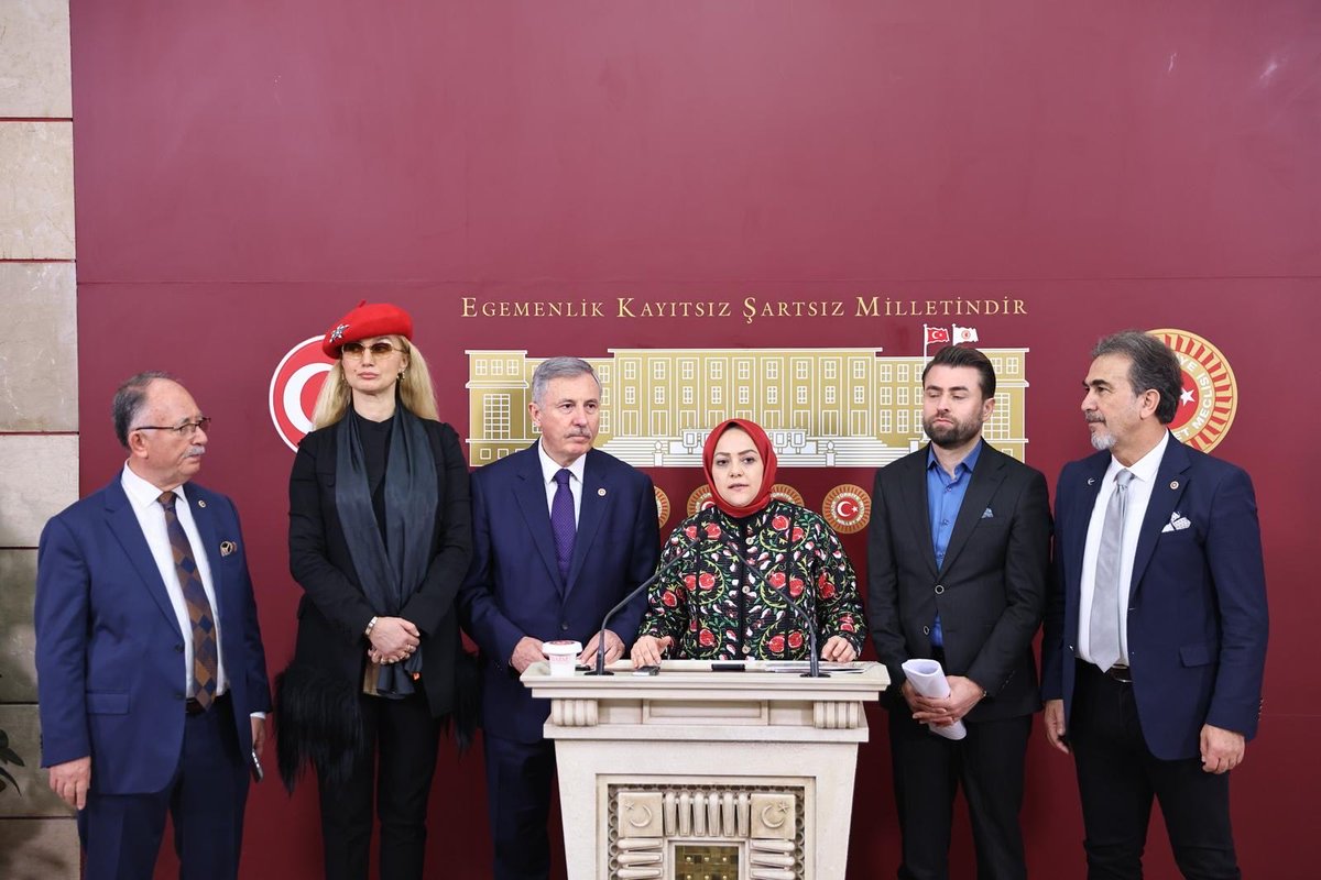 İklim yasası revize edilmek üzere geri çekilmişti. Bizim de katkımız olduysa ne mutlu bize. Aklın yolu birdir.