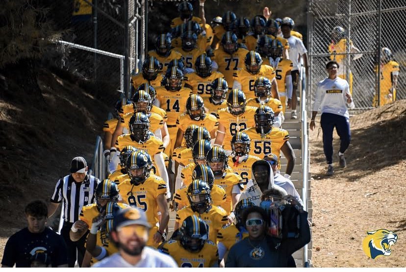 Silas (@uisilas13fb) on Twitter photo I am excited to announce that I will be continuing my athletic and academic career at the College of the Canyons.
<a href="/CoachICOC/">Coach Iacenda</a> <a href="/CoachOmarColon/">Omar Colon</a> <a href="/CoachSethAdam3/">Seth Oseransky</a> <a href="/COCAthletics/">COC Athletics</a> <a href="/GridironImports/">Gridiron Imports Foundation</a> <a href="/GIfootballChris/">Chris Adamson</a> <a href="/ImmoOsterkamp/">Immo Osterkamp</a> I am excited to announce that I will be continuing my athletic and academic career at the College of the Canyons.
<a href="/CoachICOC/">Coach Iacenda</a> <a href="/CoachOmarColon/">Omar Colon</a> <a href="/CoachSethAdam3/">Seth Oseransky</a> <a href="/COCAthletics/">COC Athletics</a> <a href="/GridironImports/">Gridiron Imports Foundation</a> <a href="/GIfootballChris/">Chris Adamson</a> <a href="/ImmoOsterkamp/">Immo Osterkamp</a>
