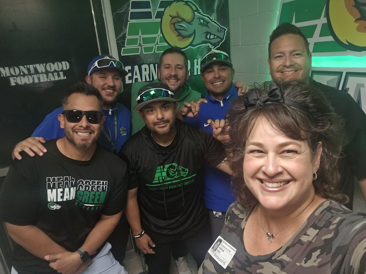 Jen Pratt ~ Vertical Raise, El Paso (@vraiseelpasotx) on Twitter photo 💙💚🏈 Please help support the Montwood HS Football Spring 25 Fundraiser by donating or sharing. vraise.org/TWLoW4
<a href="/VerticalRaise/">Vertical Raise</a> <a href="/MontwoodFB/">Montwood Football</a> <a href="/MontwoodHS/">David Herrera</a> <a href="/Coach_RochaMHS/">Rick Rocha</a> <a href="/Coachrangel_MHS/">Coach Ivan Rangel</a> <a href="/Lucero_SliderMS/">Gil Lucero</a> 💙💚🏈 Please help support the Montwood HS Football Spring 25 Fundraiser by donating or sharing. vraise.org/TWLoW4
<a href="/VerticalRaise/">Vertical Raise</a> <a href="/MontwoodFB/">Montwood Football</a> <a href="/MontwoodHS/">David Herrera</a> <a href="/Coach_RochaMHS/">Rick Rocha</a> <a href="/Coachrangel_MHS/">Coach Ivan Rangel</a> <a href="/Lucero_SliderMS/">Gil Lucero</a>