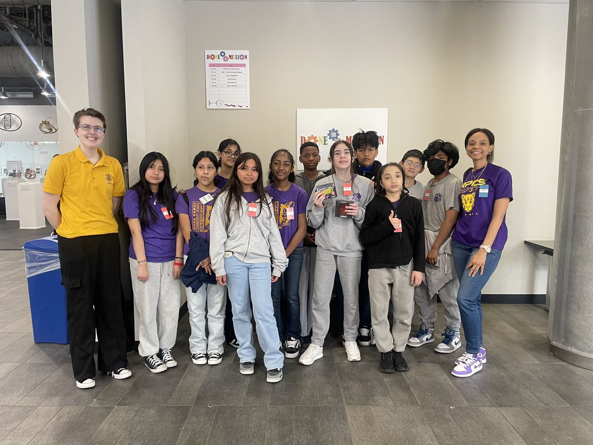 Mz_Math_Matters's tweet image. Took my brilliant bunch to the Math Museum — and we came back animated! @MoMath1 @RPCS369 
📚✨🧠🚌🎭🧩