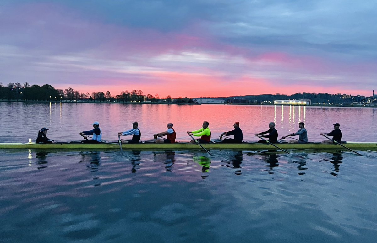Sunrise on the Potomac with my PBC teammates. Next race is the <a href="/WindermereCup/">Windermere Cup</a> in Seattle.