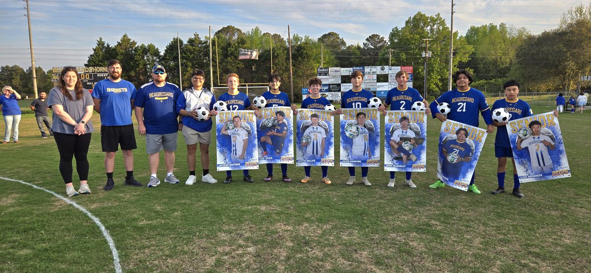 beauregard_hs's tweet image. BHS Soccer Senior Night: We are so proud of the leadership these young adults have shown on and off the field through the years! #AlwaysAHornet #BHSSoccer #Classof2025