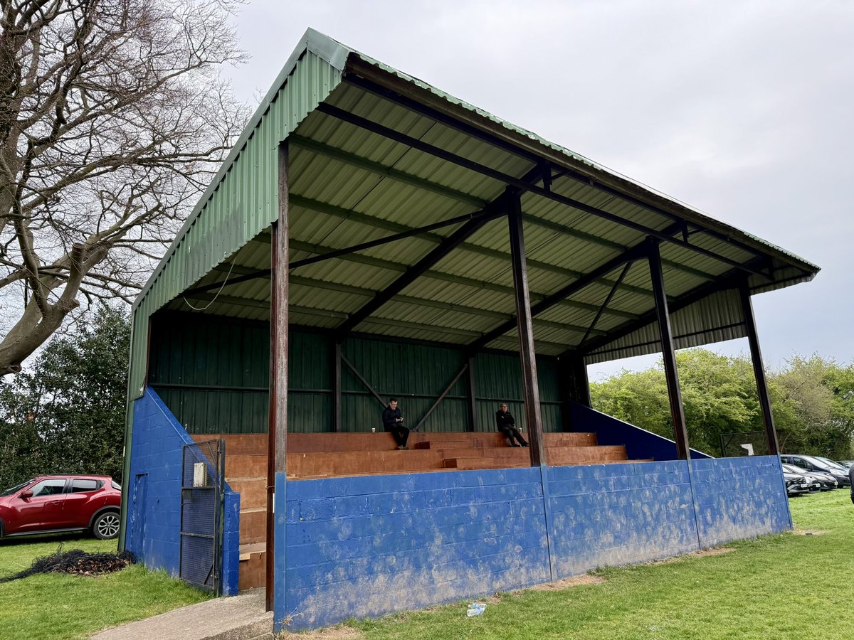 Lee Vaughan 💙🧡🏴 (@bowbrookshrew) on Twitter photo Short journey out tonight to Weston Pools Park and some derby day <a href="/SalopLLeague/">Salop Leisure League</a> action as <a href="/MordaUnitedFC/">MordaUnitedFC</a> hosted <a href="/GobowenCelticFC/">Gobowen Celtic FC</a> Always enjoy a visit to Morda which has probably got the best stand in Shropshire non league football😍 FT 2-1 #Groundhopping Short journey out tonight to Weston Pools Park and some derby day <a href="/SalopLLeague/">Salop Leisure League</a> action as <a href="/MordaUnitedFC/">MordaUnitedFC</a> hosted <a href="/GobowenCelticFC/">Gobowen Celtic FC</a> Always enjoy a visit to Morda which has probably got the best stand in Shropshire non league football😍 FT 2-1 #Groundhopping
