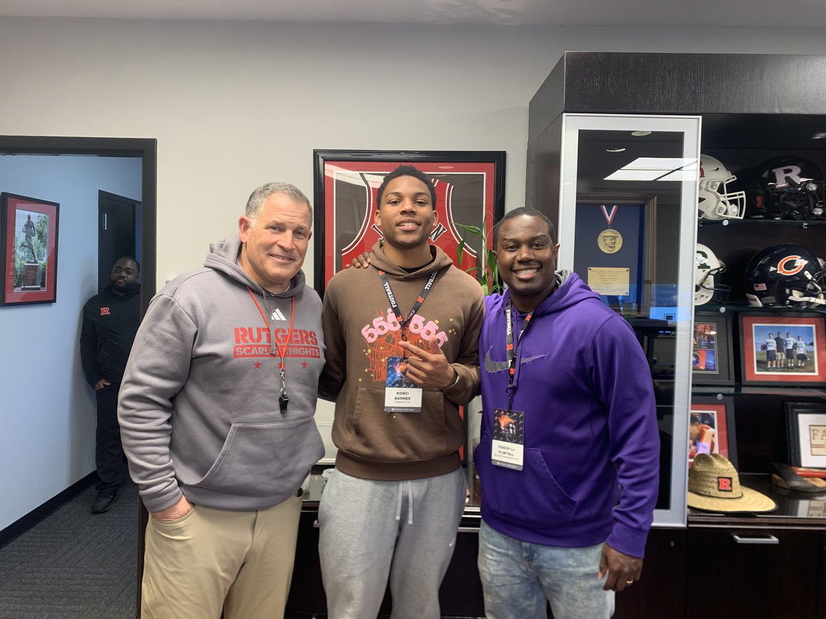KosciBarnes's tweet photo. Blessed to receive my first Big 10 offer and my 16th D1 offer from Rutgers 
@CoachValloneRU 
@Coach_CJBailey 
@CoachRice17 
@jmrigsbee 
@grimsleyfb https://t.co/iBM6s1Yr5p